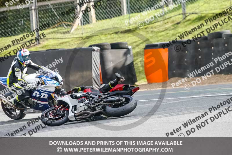 brands hatch photographs;brands no limits trackday;cadwell trackday photographs;enduro digital images;event digital images;eventdigitalimages;no limits trackdays;peter wileman photography;racing digital images;trackday digital images;trackday photos